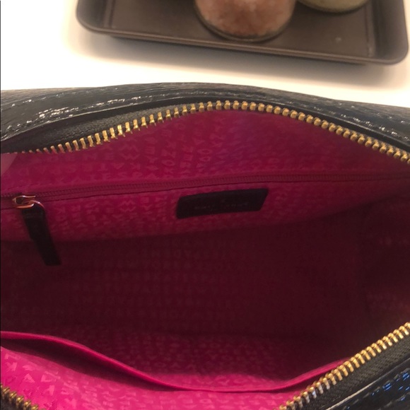 Kate Spade ♠️ patent black bow bag - Picture 7 of 7